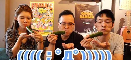 网红 吃哈密瓜是真的吗,是炒作还是美味分享? 第2张 网红 吃哈密瓜是真的吗,是炒作还是美味分享? 第2张